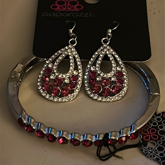 Jewelry - Paparazzi earring and bracelet set